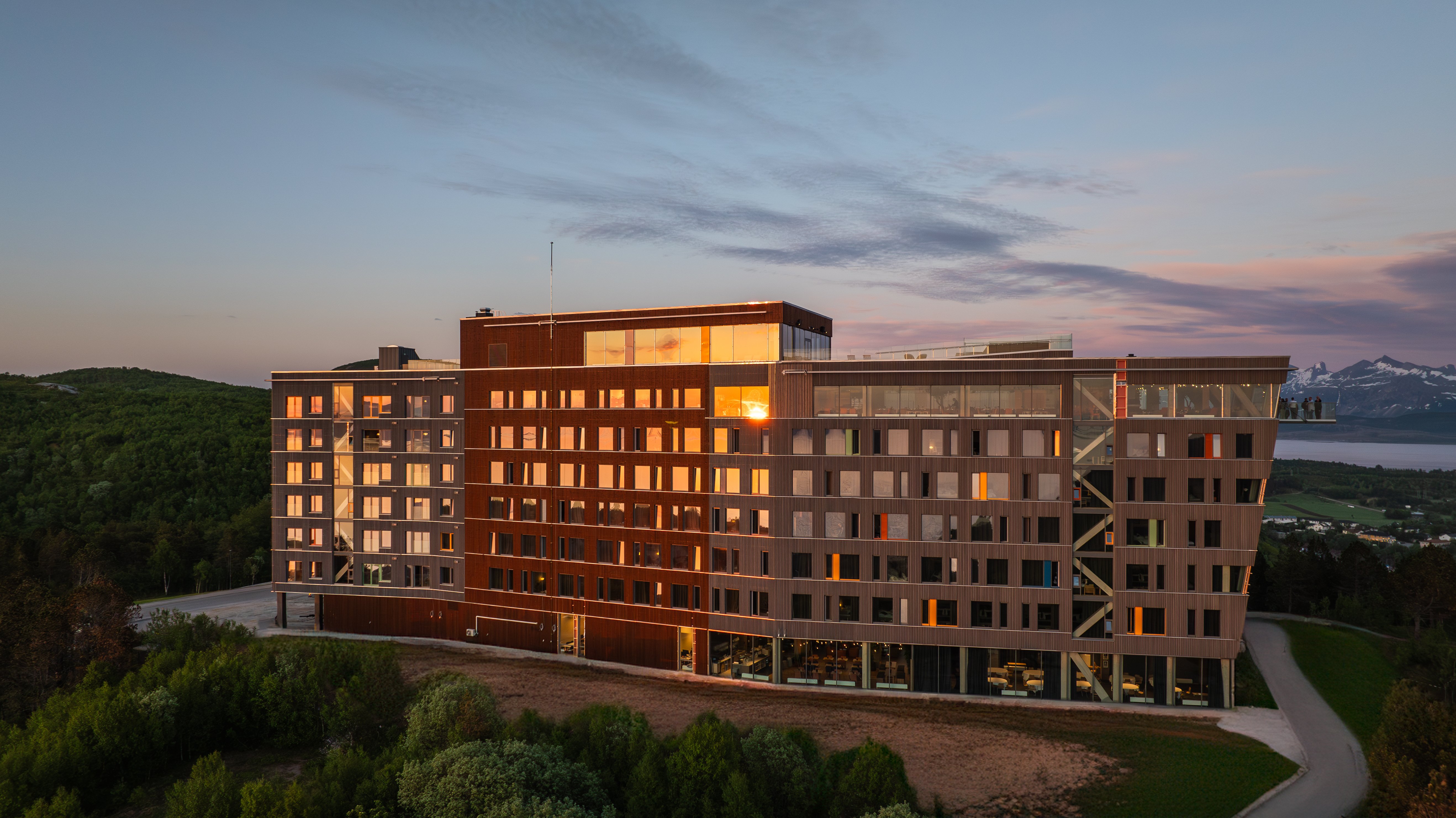 Wood Hotel