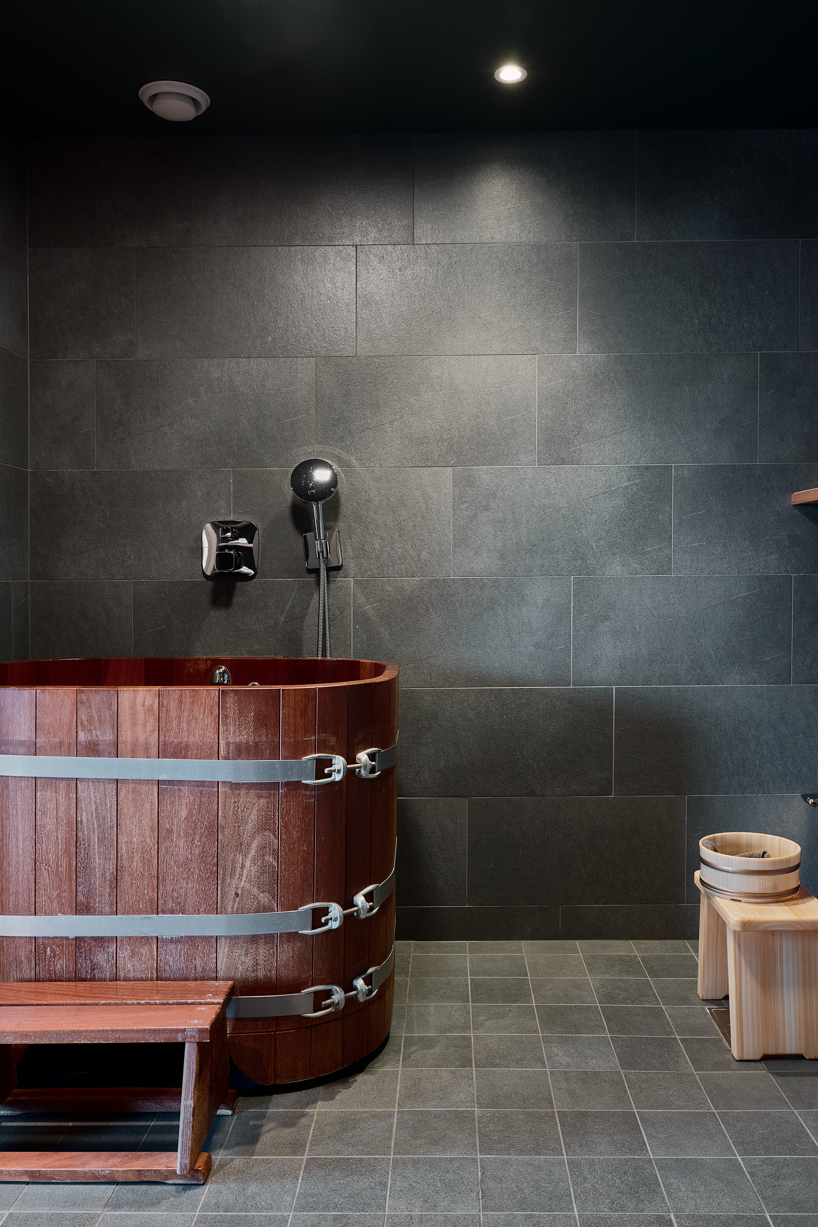 Superior room_bathroom_Yasuragi